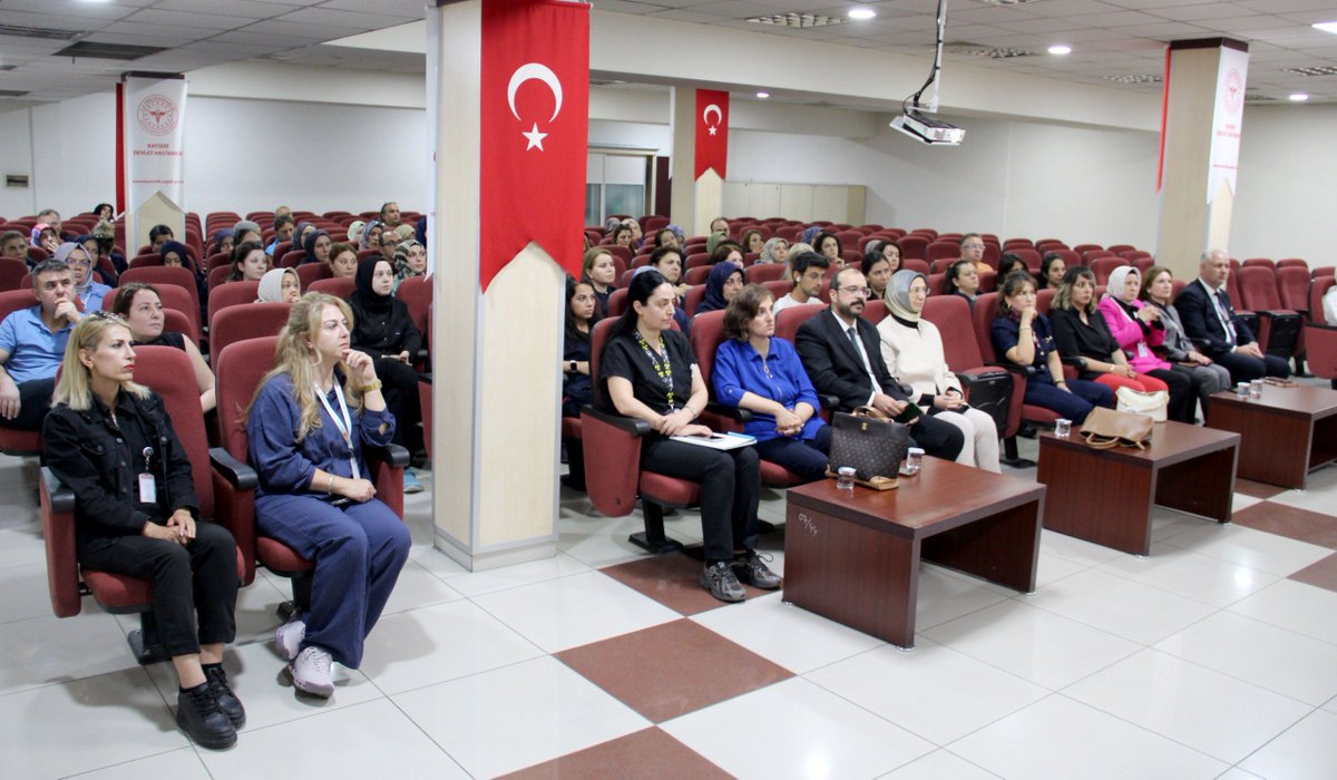 KayDevletHastan's tweet photo. Kayseri Devlet Hastanemizde “Kritik Hastada Beslenme” Eğitimi Gerçekleştirildi.

https://t.co/2au9A6kPDY

#nütrisyon 
#Yoğunbakım
@saglikbakanligi 
@sbkhgm 
@ErciyesUni1978 
@kayseriism https://t.co/iMLlgVdHPE