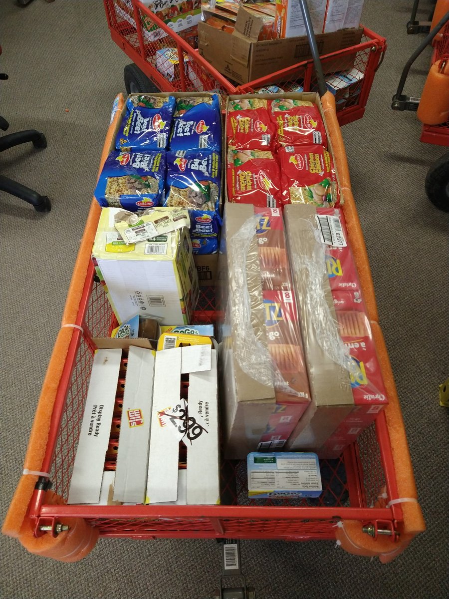 BeTheChangeYYC's tweet photo. We were running low on snacks for our bagged lunches, so Team Lead Graham stepped up and purchased almost $250 worth of snacks for our outreach team to share with people experiencing homelessness.

This generous act helps ensure our team can continue providing nutritious food and essential support during outreach shifts.

Thank you, Graham, for going above and beyond and helping #BeTheChangeYYC! 💙