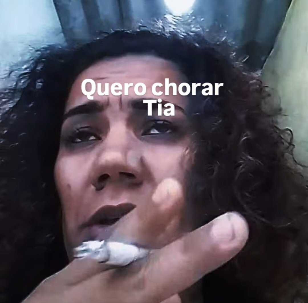 brach404's tweet photo. Mc zuleide dizendo estar incorporada com a mariazinha enquanto fuma... complicado minhas irmãs https://t.co/h3Z11Rhlfr