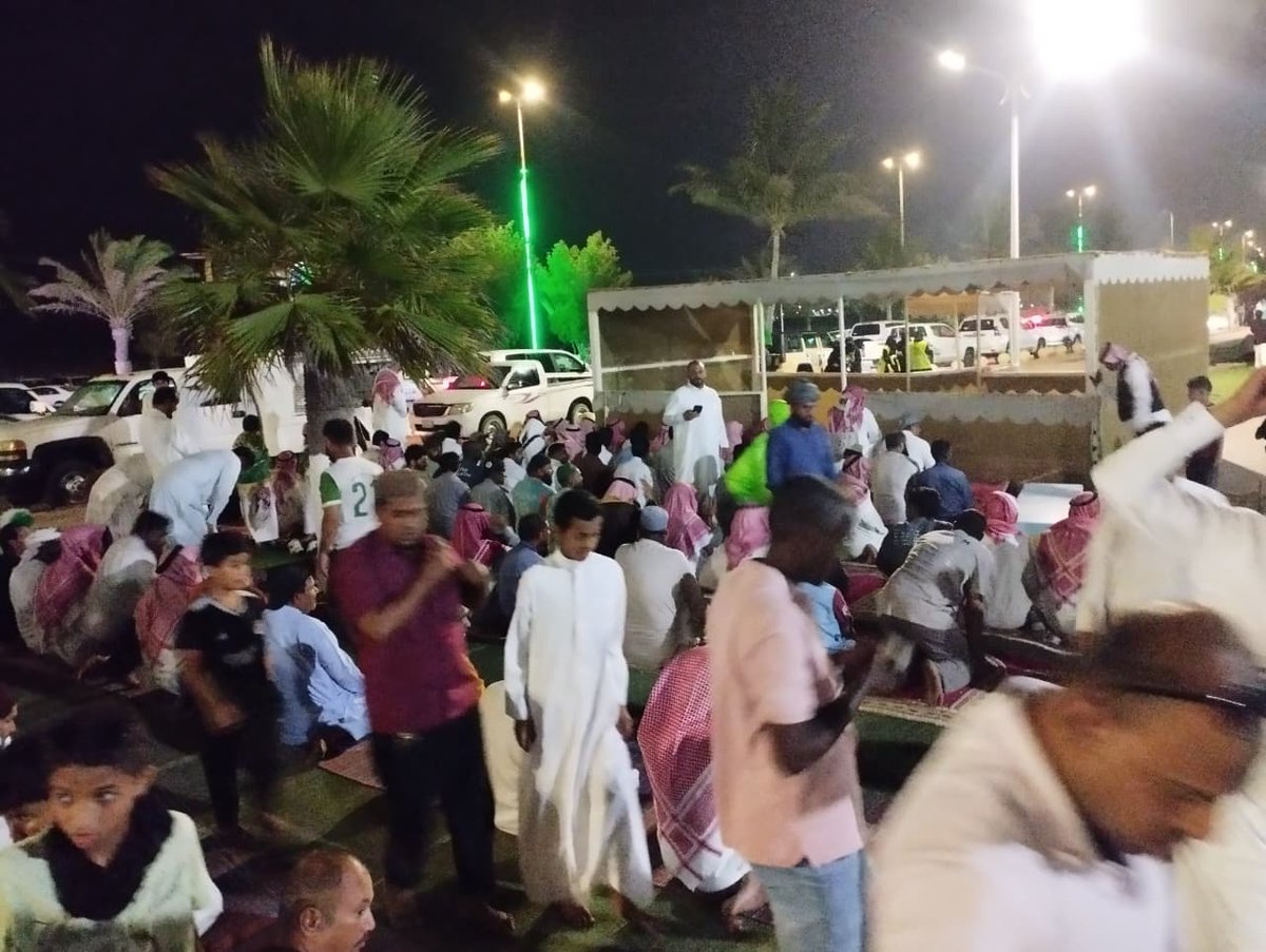 taawony's tweet photo. إن حقيقةَ الوطنيةِ النصيحةُ لهذا الوطن بما يكون فيه خيره وخيرُ من يعيش فيه. إن حقيقةَ الوطنيةِ والمواطنةِ الصالحة أن يقوم كل فردٍ بواجبه بإخلاص وأمانة وصدق. إن من مقتضيات المواطنة الصالحة: احترامَ أنظمة الوطن، والمحافظةَ على أمنه ومرافِقه ومواردِه،
🇸🇦دعوة الوجه🇸🇦أنشطة وبرامج🌄 https://t.co/3ahP5S8g77