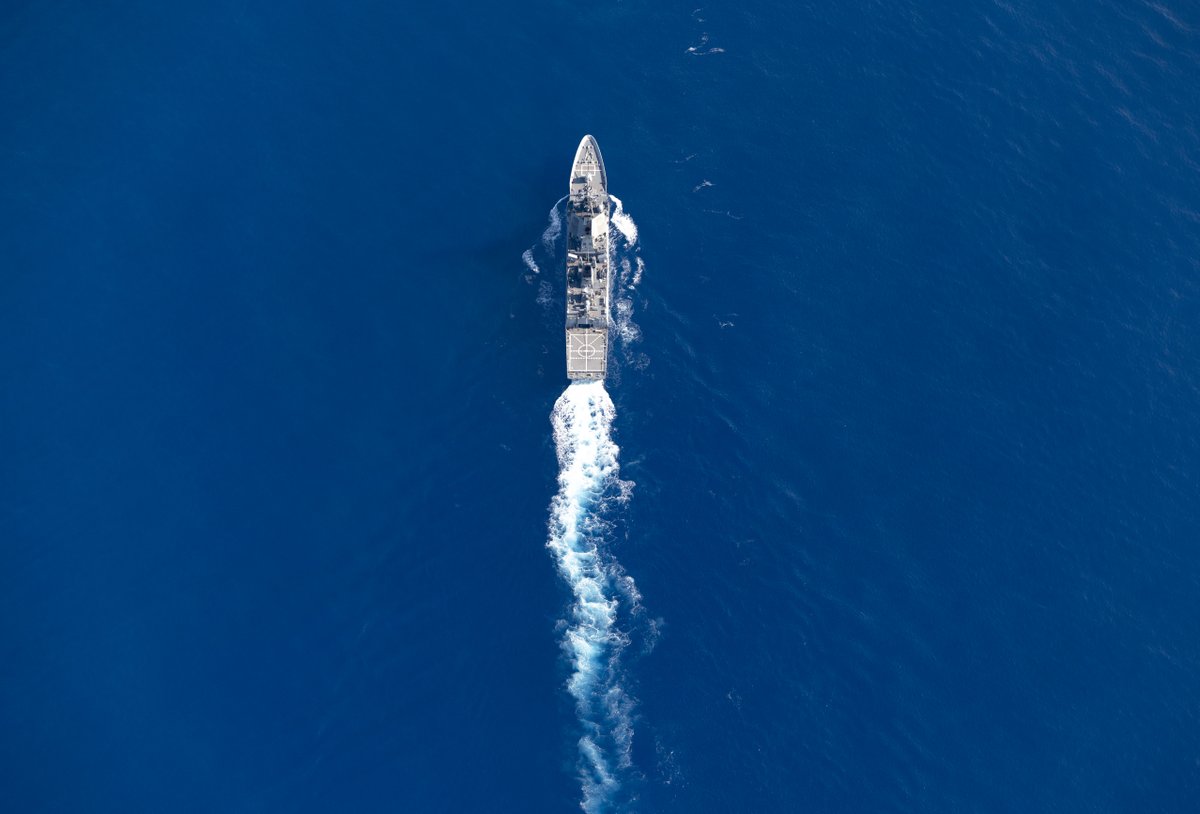DefenceAust's tweet photo. Sea + Sky = Scenic 🚢✈️

The @Australian_Navy, @RoyalCanNavy, @JMSDF_PAO, @USNavy and the New Zealand Air Force conducted cooperative maritime training above, on and beneath the ocean during Exercise Pacific Vanguard 2026 off the coast of 📍 Guam.

🇦🇺 🇨🇦 🇯🇵 🇳🇿 🇺🇸

Read more ➡️ https://t.co/YjRxZ8hyuC

#YourADF #StrongerTogether @NZDefenceForce @USPacificFleet