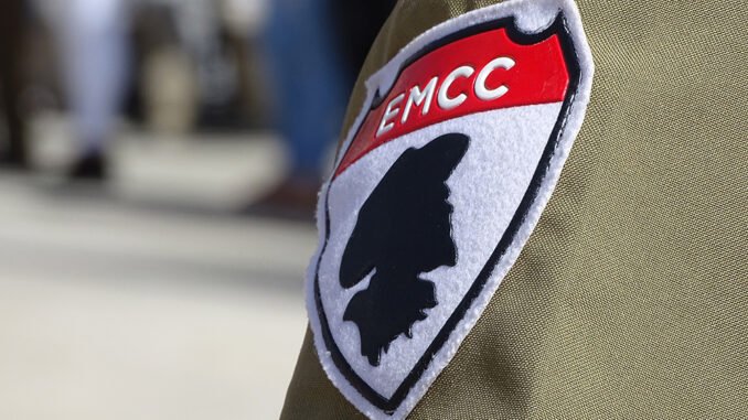 LisetSot's tweet photo. La historia de las Escuelas Militares Camilo Cienfuegos está marcada por momentos de gloria y sacrificio. Muchos han sido los que han pasado por estas puertas y han salido con una misión clara: defender lo que aman. #Cuba #EMCC https://t.co/eEFfYyUamD