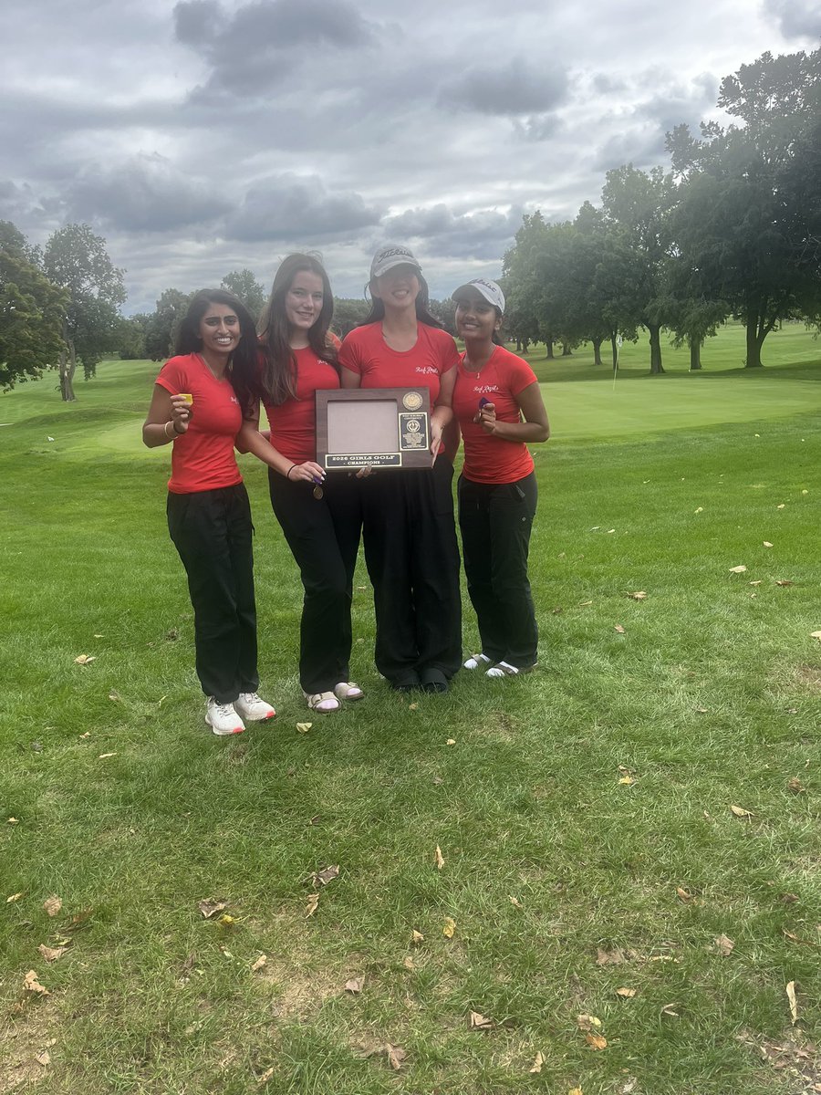 RedDevilsAD's tweet photo. Congratulations to the Red Devil Varsity golf team on their Conference Championship!  And shout out to Sara Hahn for her individual 1st place finish! 🔥 https://t.co/CFuzBplqFE