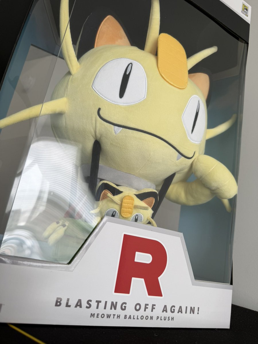Travvy_D's tweet photo. So anyway… yeah Team Rocket etc https://t.co/d81zqeXYld