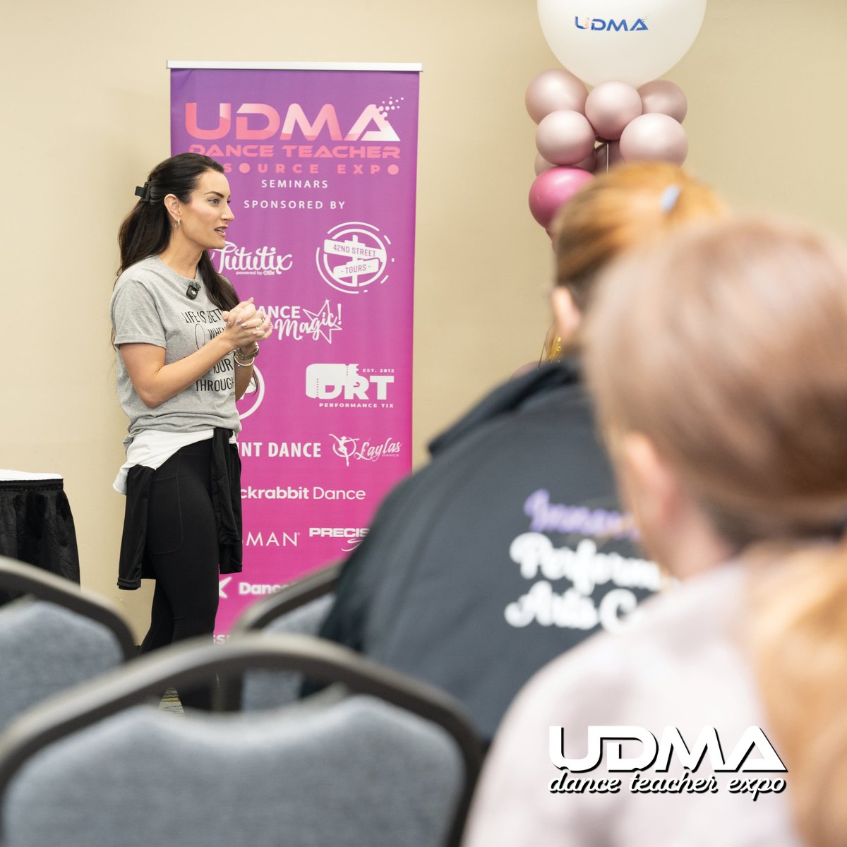 UDMA_Show's tweet photo. #DanceCommunity #LearnSomethingNew #UDMA #CreativeRecharge #Choreography #DanceEducation
https://t.co/yFHxfaPRUc https://t.co/BOanIFybFu
