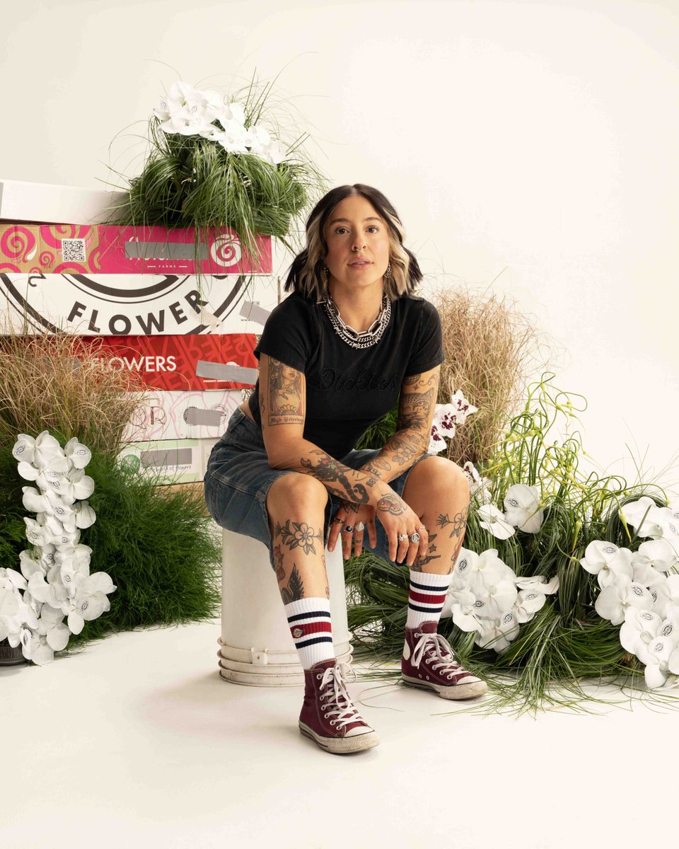 Dickies's tweet photo. Growth in every detail, where creativity and craft come alive. πΏ #DickiesDenimCollection #BuiltToCreate https://t.co/fdcc5oJdxR