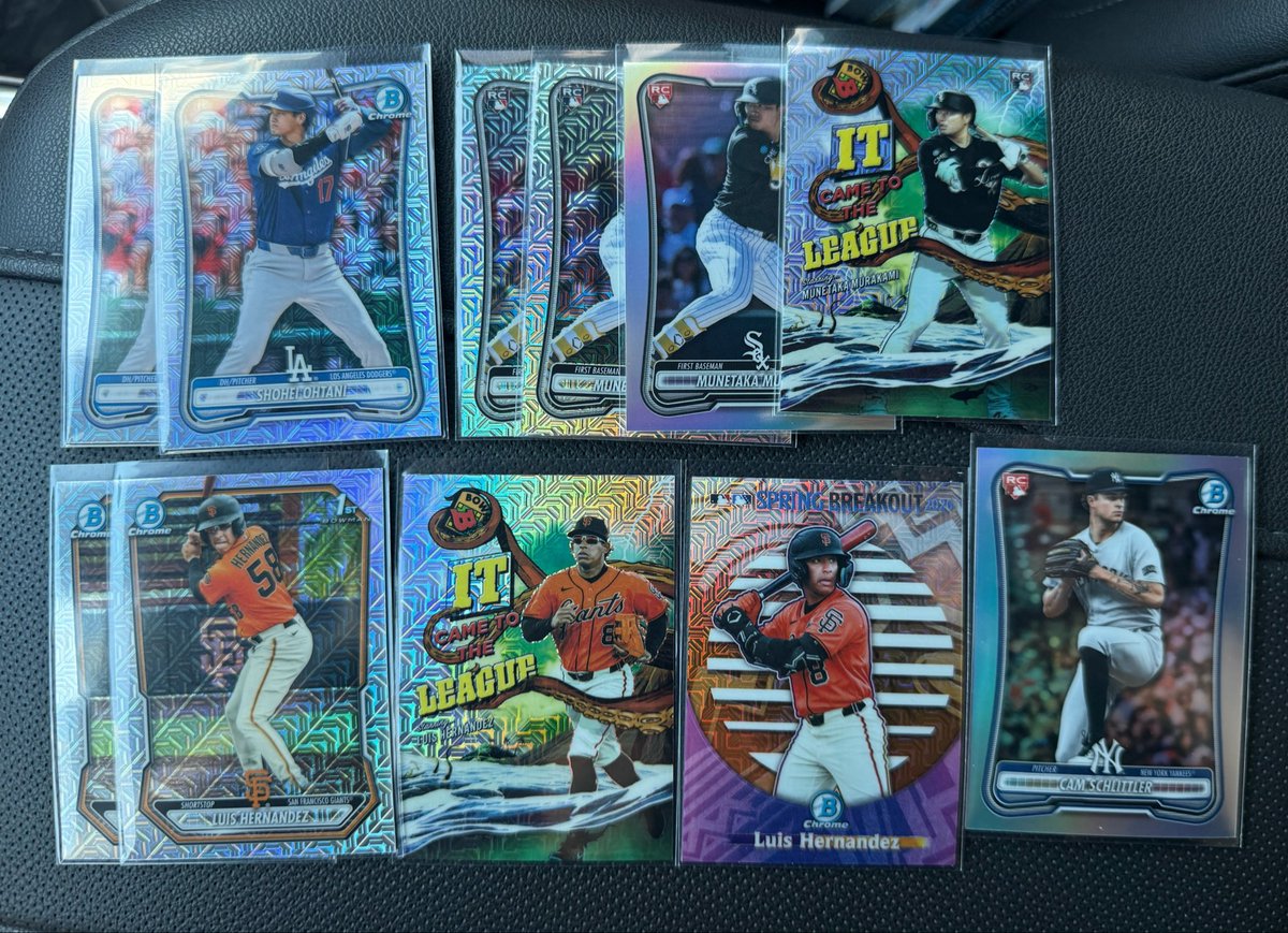PlentyOfPivots's tweet photo. Shoulda sold it… but instead I ripped a whole 20 box case of 2026 Bowman Chrome Megas so you guys don’t have to. And I did it Car Rips style 😂 

@CardPurchaser how’d I do?!? https://t.co/BAnMBMPyXp