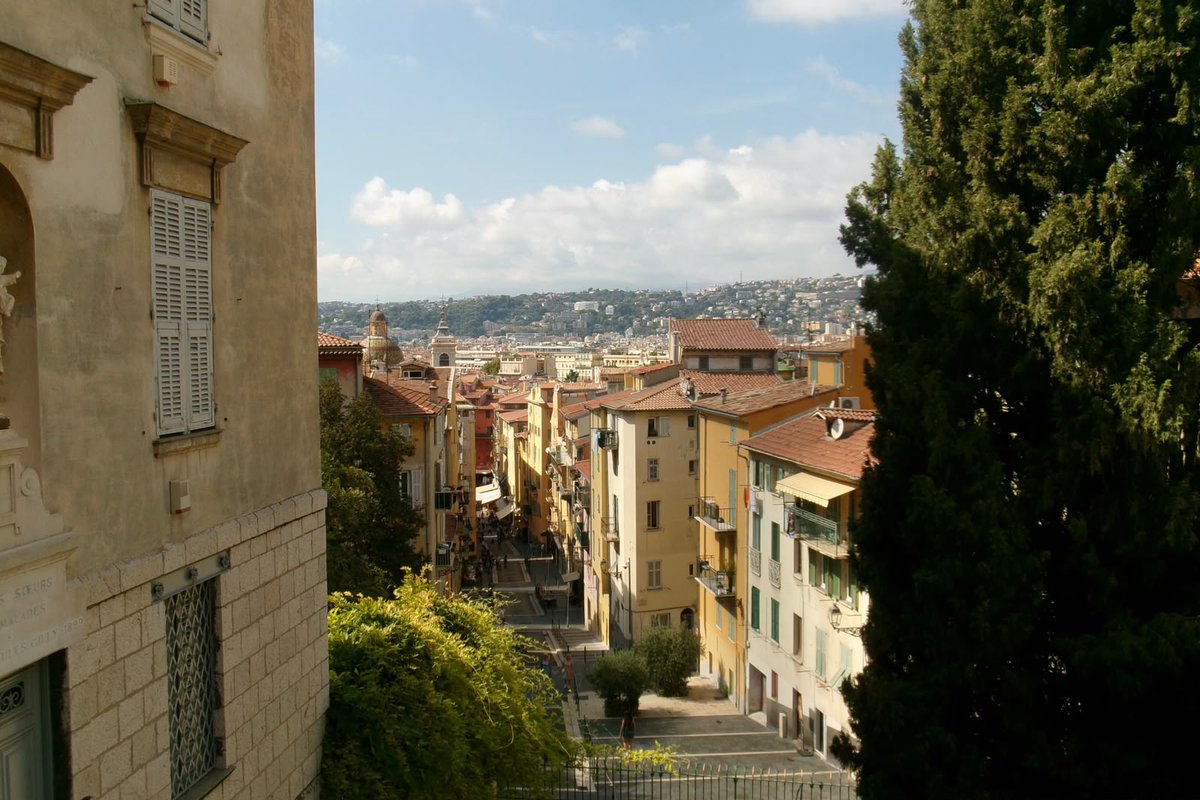 _sadeceleyy's tweet photo. Marseille, France https://t.co/X7GESirj3w