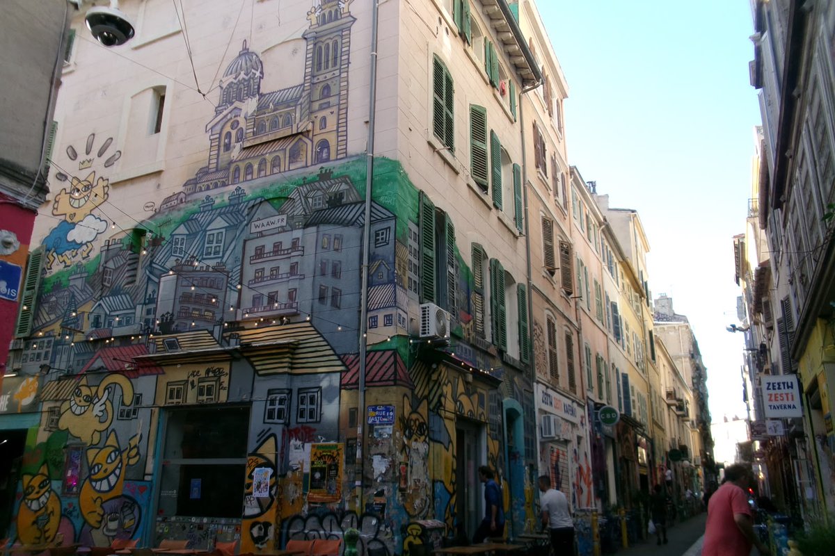 _sadeceleyy's tweet photo. Marseille, France https://t.co/X7GESirj3w