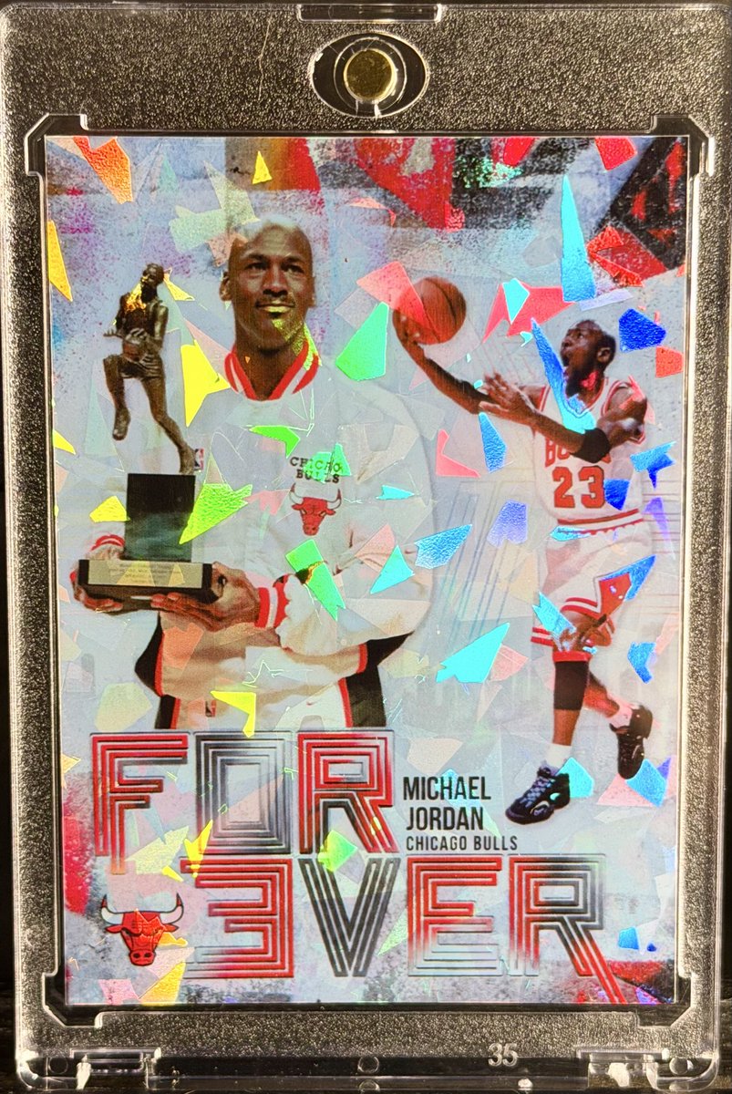 boogiebashm's tweet photo. Finished up this 5-card “Forever” MJ set. Might be one of my best sets I’ve made yet.

Which one are you taking? 1–5? 👀🏀

@CardPurchaser @Get_BIG_Cards @CCCollectorTCG @tm1515152005 

#MichaelJordan #TheHobby #SportsCards https://t.co/XJmc7GIywu