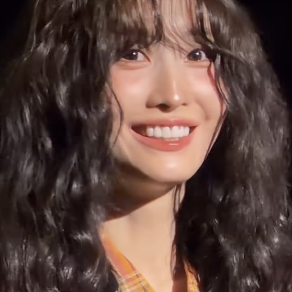 momoinmypocket's tweet photo. she’s so polite 🤓
#ONITSUKATIGERxMOMO #MOMO #OnitsukaTigerSS27 https://t.co/Y9op82zmoh