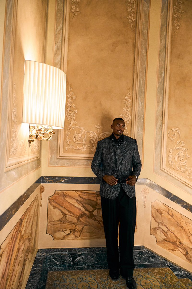 sergeibaka's tweet photo. I do Art  #VogueWorldMilan https://t.co/Kxj6mZGe51