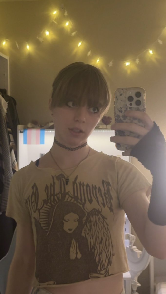 morally___grey's tweet photo. being trans is delightful ✨🏳️‍⚧️ https://t.co/HCkHkWOp9Z