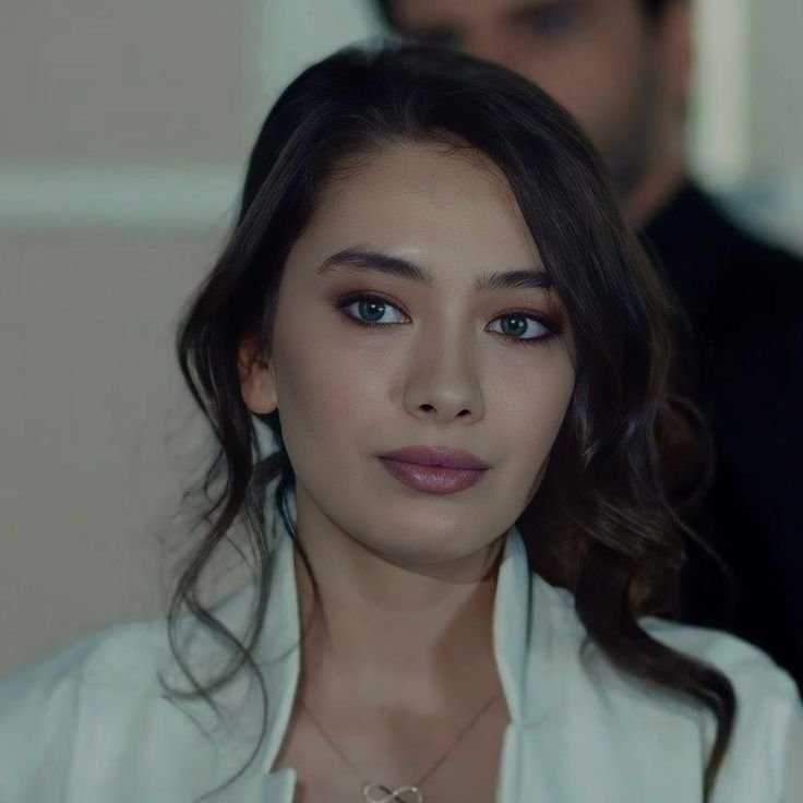 neslihanlovers's tweet photo. Harikasın 🤍
#NeslihanAtagül #EndlessLove #KaraSevda https://t.co/PLvAyicUtZ