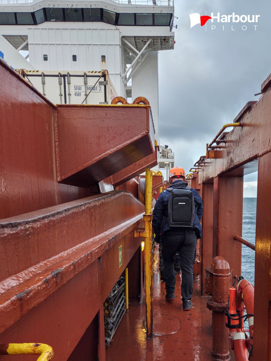 PilotHarbour's tweet photo. Pilot on board Andromeda J inbound Reykjavik.
#port #shipping #HarbourPilot #transportmaritime #portoperations #globaltrade #globalshipping #maritimephotography #maritimestrategy #merchantmarine #imohq #impa #empa #maritimepilot #internationalmaritimepilots #SeafarersLifeOnboard #noshippingnoshopping
@EmpaGeneral
@empapilots
@MarinePilotsCom
@IMOHQ