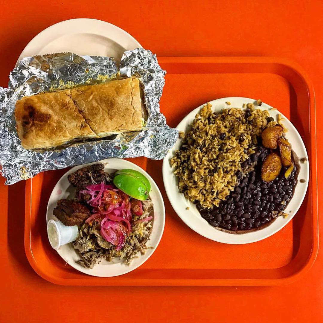 TimesSquareNYC's tweet photo. Discover some of our favorite Latin restaurants in Times Square. 🌟

🌮 Tacos La Broadway  
🍹 @SombreroNYC 
🥩 Palermo Argentinian Bistro  
🥪 Margon Restaurant
🍹 Bar Mexicana 

#TimesSquare #LatinHeritageMonth #HispanicHeritageMonth #NYC https://t.co/3fyLx5I5lC
