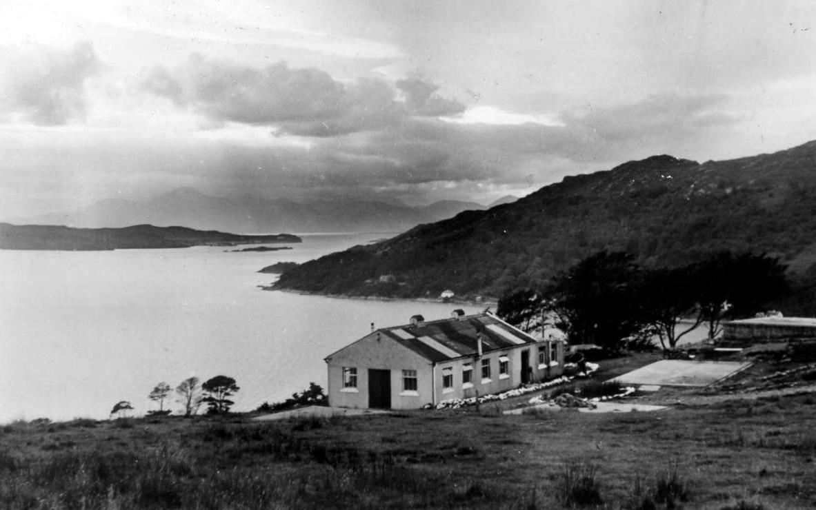 tourscotland's tweet photo. Old Tour #Scotland #Ancestry Travel Visit #Genealogy #Scottish Family #History Blog #photography of Youth Hostel in #Balmacara on the north shore of #Loch #Alsh near #Kyle of #Lochalsh, across from #Isle of #Skye. Opened in 1950 and closed in 1962 https://t.co/JCGtlqxOSw https://t.co/dS5ugG9bMS