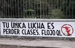 ContraAnit49283's tweet photo. @NathalyLarsen Una vergüenza, estos CTM piden disculpas y listo.. una burla 😤
Esos SDW deben ser expulsados y pagar una multa IMPORTANTE. https://t.co/2VxU2wJ4ax
