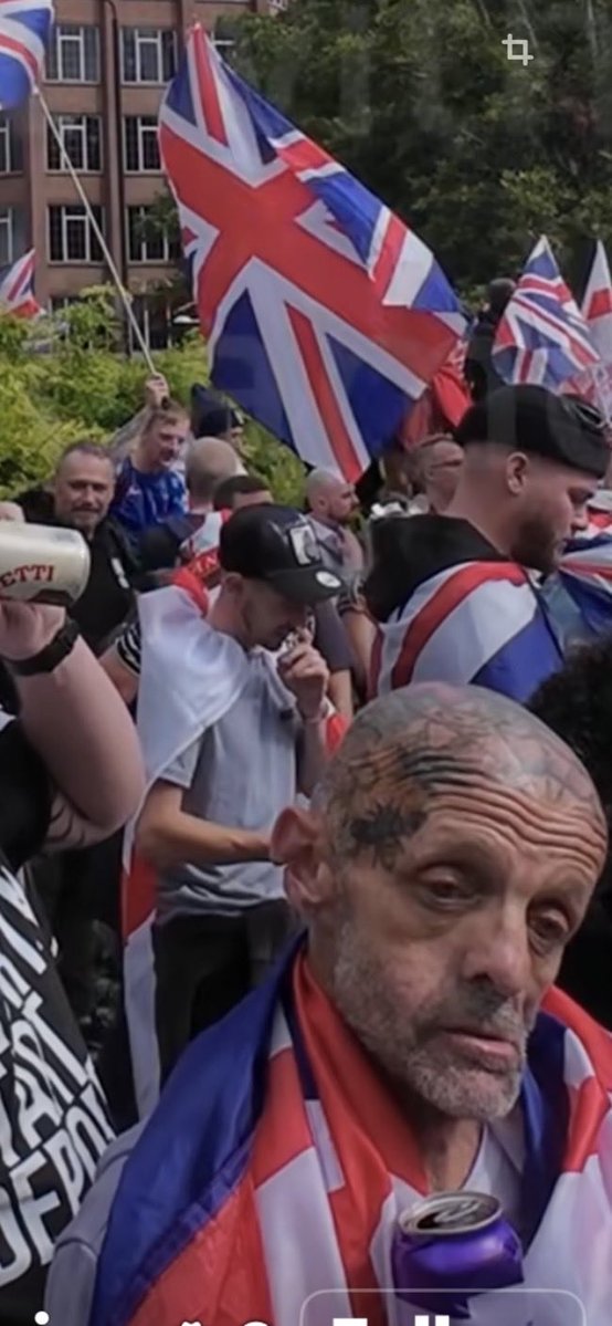 Quicktrain7's tweet photo. @TheGrumpyOwner @HolidayLoLo1 @BotFinderUK @EveRose3377 So you wouldn’t have a home if this turd got hod way.  He encouraged Hitler to bomb Britain into submission so they’d invade and make him their leader here.  The rest are no good even now … known as bad landlords and employers.
Little Britain  be amusing if not so dumb, https://t.co/QhnEKYa1wf