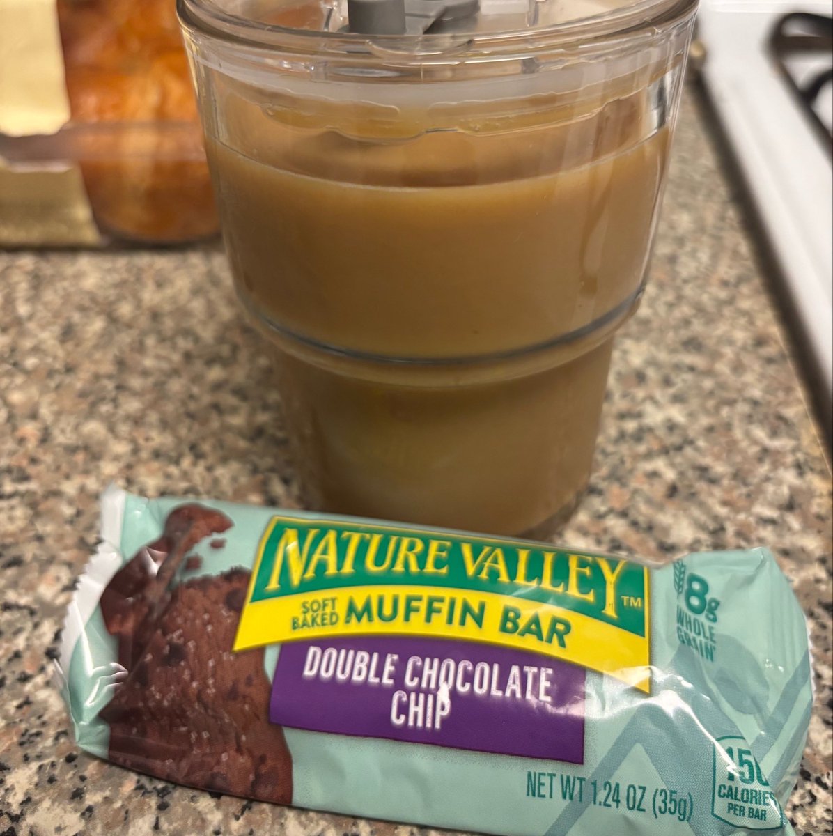 shedwillgraham's tweet photo. “meal” post: breakfast- ucc coffee(140kcal) + muffin bar(150kcal) snack- monster(0kcal) + gum(5kcal) Total: 295kcal #arfid #edtwt #edrtwt #bulimia https://t.co/2pcz5nLYKP