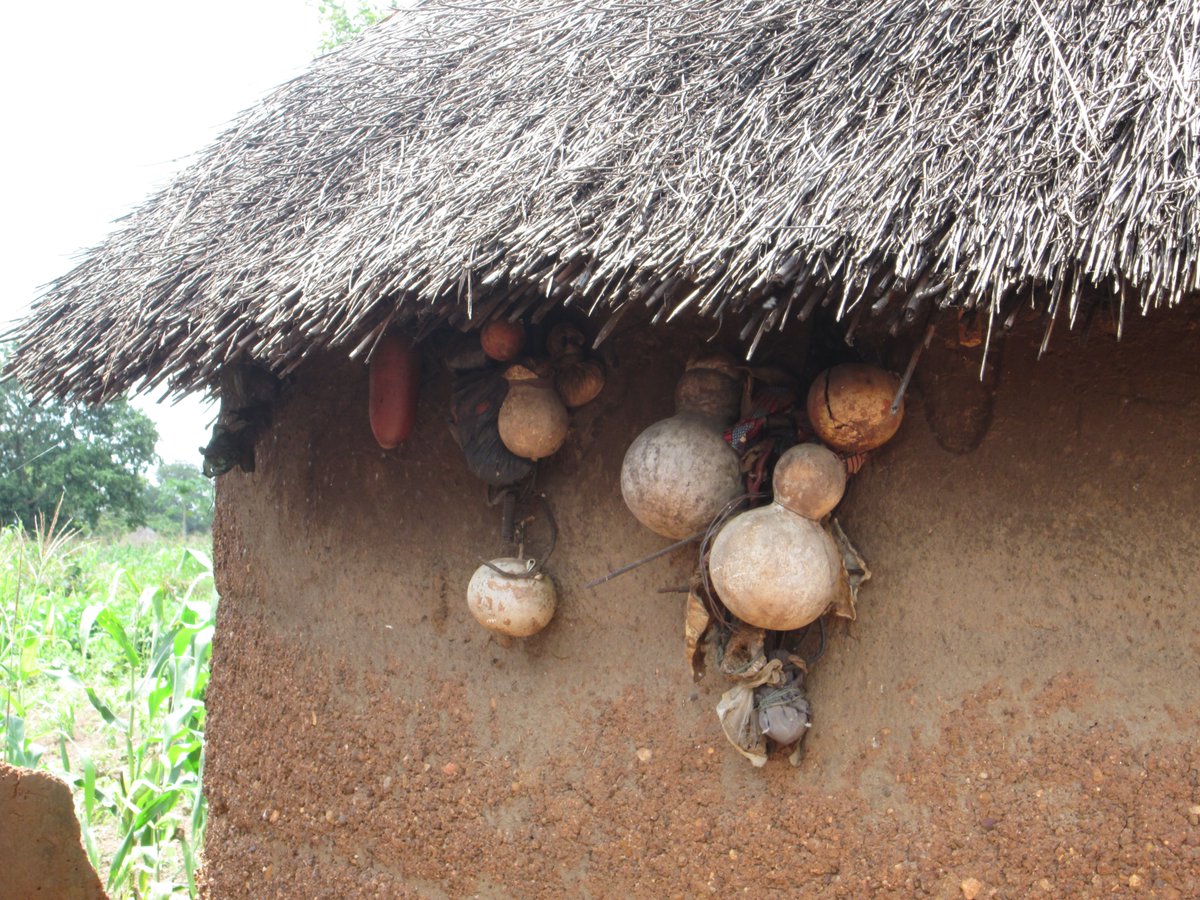 AFMissions's tweet photo. For the Otammari people, objects like these can be part of traditional beliefs and practices surrounding spiritual protection. The Otammari have traditionally practiced animism and ancestor worship. How would you approach people from a culture like this? https://t.co/0SSM8yxpPO