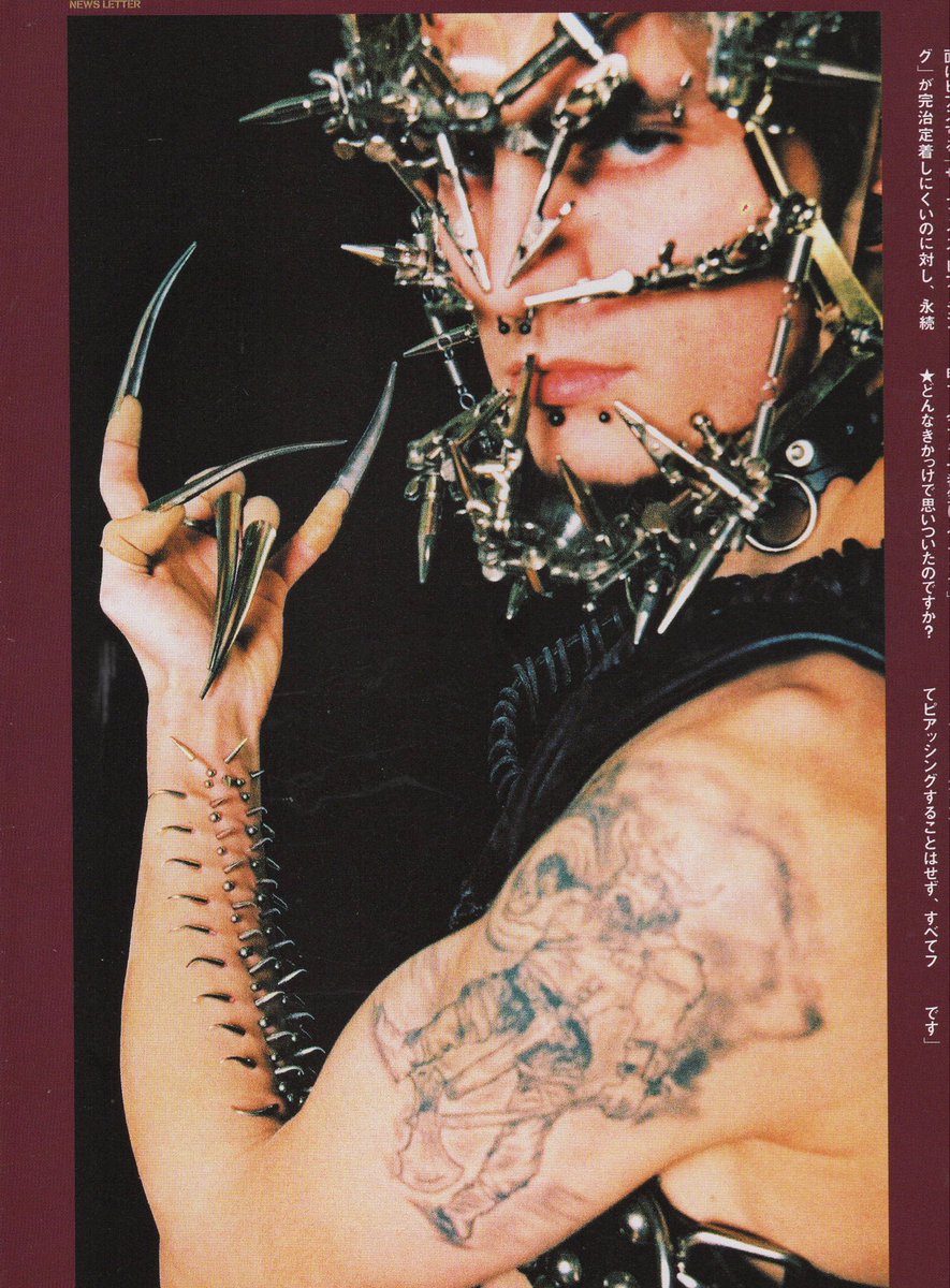 objectfetishist's tweet photo. My scans from “COMPLETE BODY MODIFICATION MANUAL,” by Ryochi Maeda, 2004. https://t.co/jqm1Z1QkLB