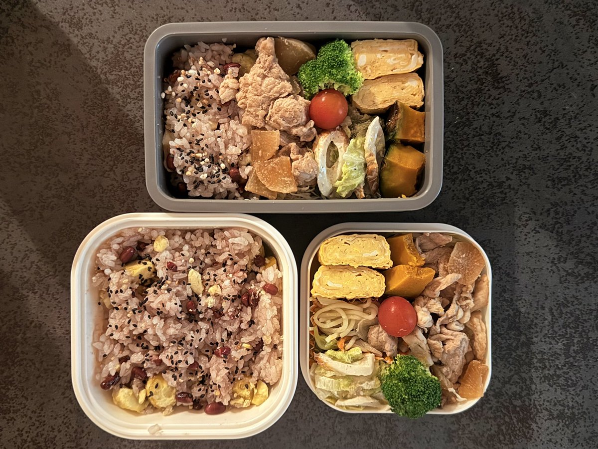 obento_ol's tweet photo. 2026.09.24
豚こま大根です🐷
お母さんが栗ご飯作って持ってきてくれた🌰
連休中ランチに行ったときに
栗ご飯食べたかったのに売り切れで、
今度作ってあげるって言われてて
即実行してくれた🥹お母さん大好き🥹
子どもにそう思ってもらえる
お母さんに私はなりたい🥹✨✨
#今日のお弁当 #お弁当記録 https://t.co/Di63bianQZ
