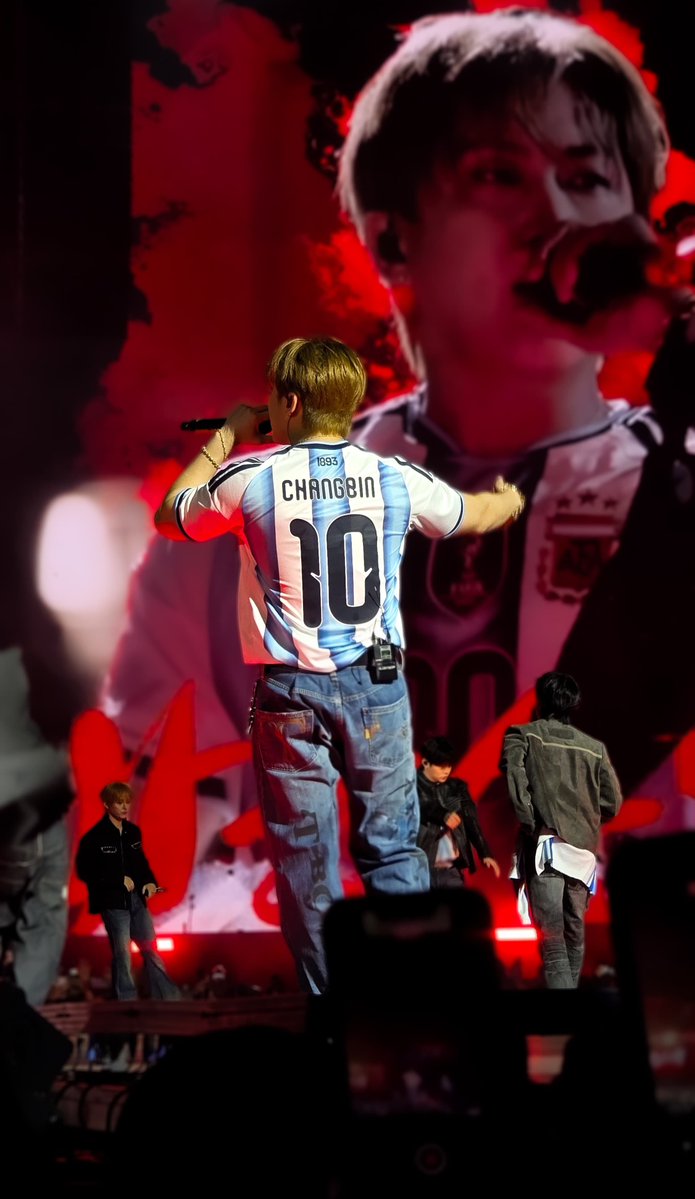 Lin87763's tweet photo. Stay Argentina no se queda quieta.
Te inviamos a sumarte a esta masiva hoy a las 20 hs. Usando los tag:
#RUNITTOURENARG
#STRATKIDSENARG
#HAGANRUIDO

Porfa compartan, así llega a micha gente https://t.co/vvaHWhmiki