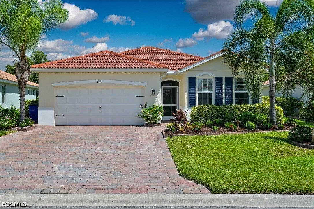 susie_eason's tweet photo. Let's make your dream of owning a home come true! #RealEstate https://t.co/TAYo84fFP2