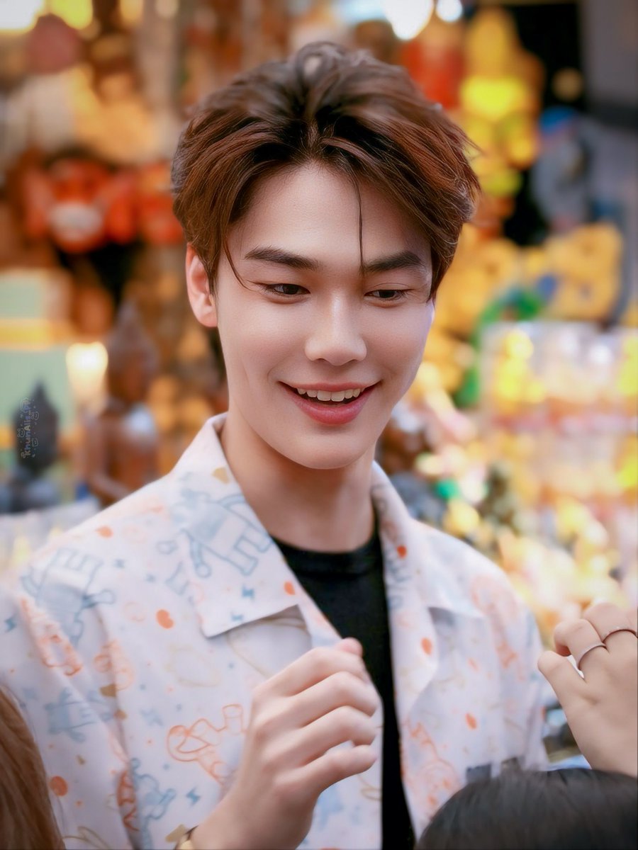 KhunAlis_PP's tweet photo. คิดถึงดิวงานอนิเมะ ฮีหล่อมากท่ามกลางฝูงชน

♧ #Dew_jsu || @dew_jsu ♧ https://t.co/lyWWDhMowm