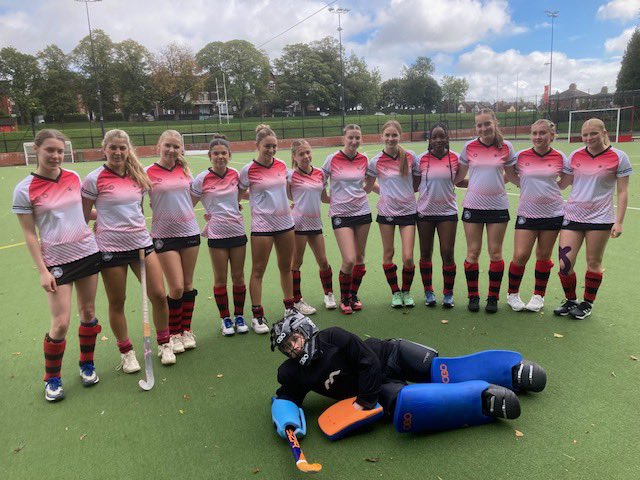 NULS_Sport's tweet photo. 🏆🏑U18 Staffs County Champions 🏑🏆

Well done to our fantastic U18 Girls’ Hockey team who beat both Newcastle College &amp; Wolverhampton Grammar in today’s County Tournament. The team have now qualified for the West Midland Regional Finals @NULSchoolUK @NuLS_Headmaster https://t.co/vCdmejlZXC