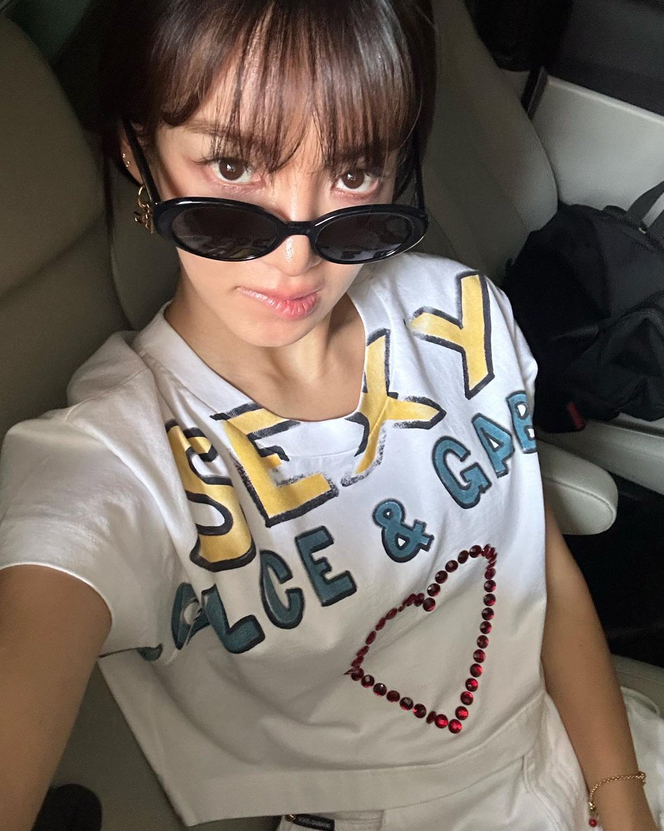 taenxsaurio's tweet photo. ㅤ
𝗿𝗽 𝗮𝗰𝗰𝗼𝘂𝗻𝘁.      𝟷𝟿𝟿𝟻.     𝖼𝗈𝗋𝖾𝖺 𝖽𝖾𝗅 𝗌𝗎𝗋.    ²⁰²⁶
‹    𝘁 𝗮 𝗲's   https://t.co/iuDqkvNAvB ›   . . .  💬  ﹕ 

La   𝘃𝗶𝗱𝗮   es más hermosa cuando 
terminas de comer,  pero  se torna
triste cuando es la hora  de  volver
al trabajo.— 🥀
ㅤ https://t.co/0apru3DhWL