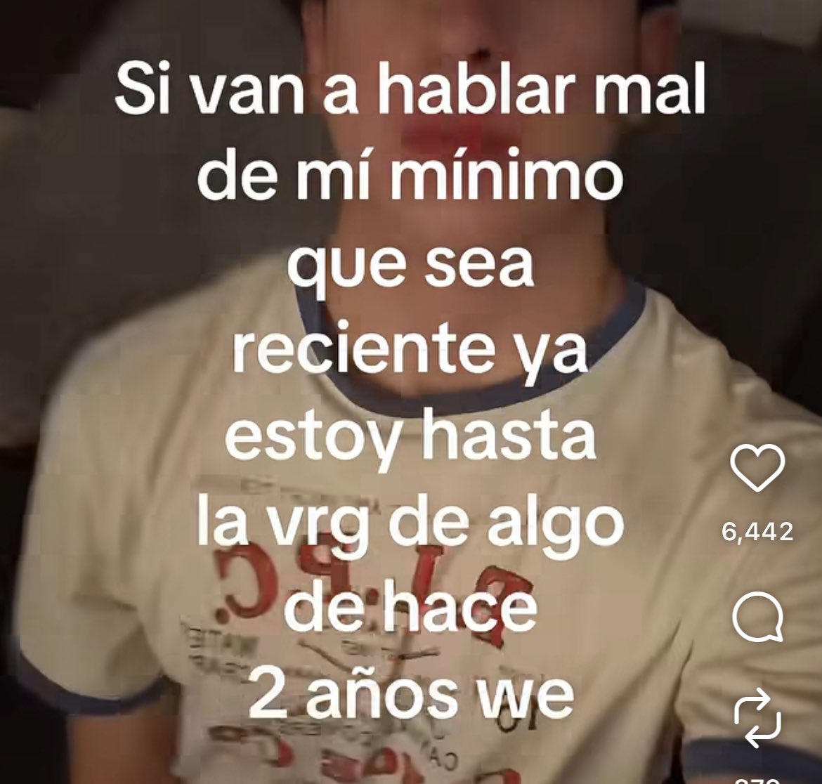 yiyigzzz's tweet photo. alguien de aquí https://t.co/Zro5jf7EGE