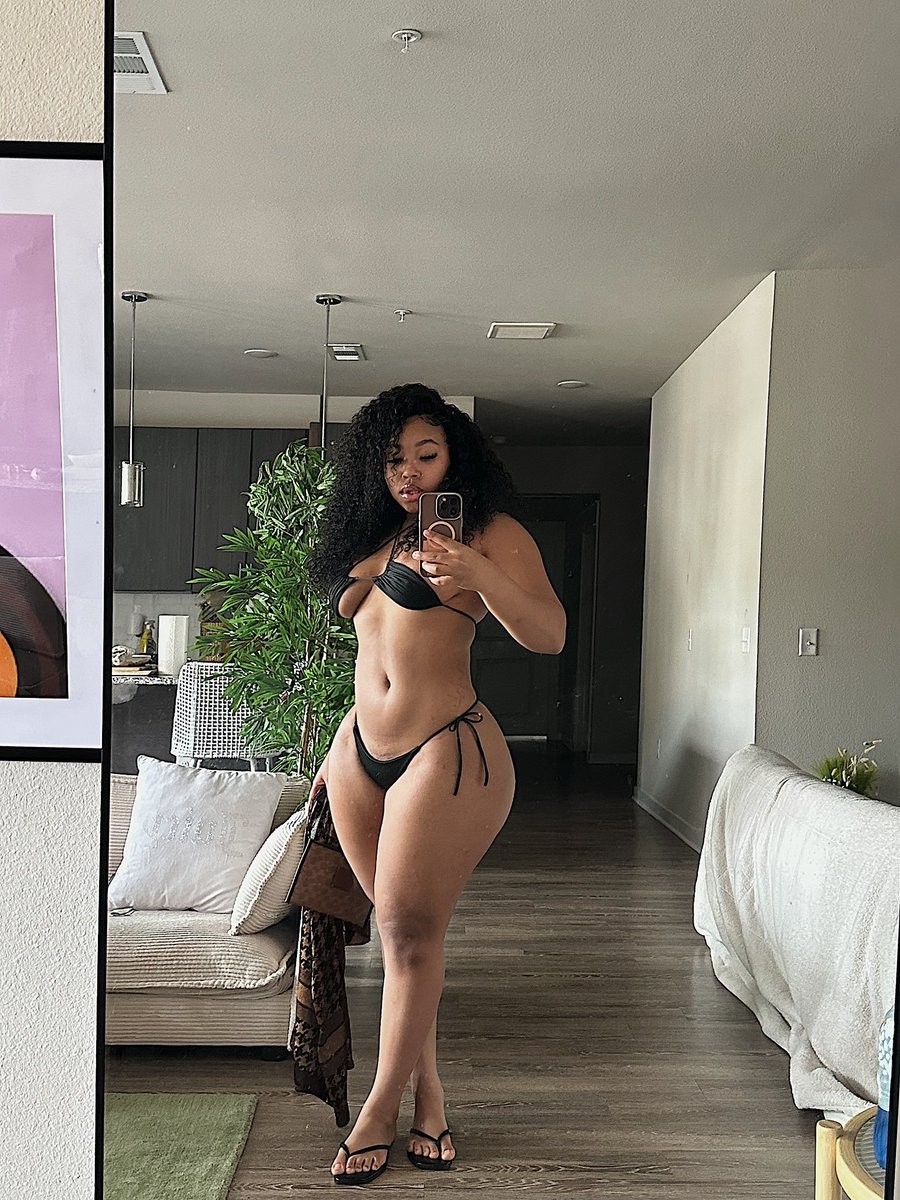 Sandra_1320's tweet photo. Who's up for meet rn #Dallastx #Dtx #link #Dfw #alt #doll  #latina #latino #satx #houston https://t.co/TrEj7kbAx4