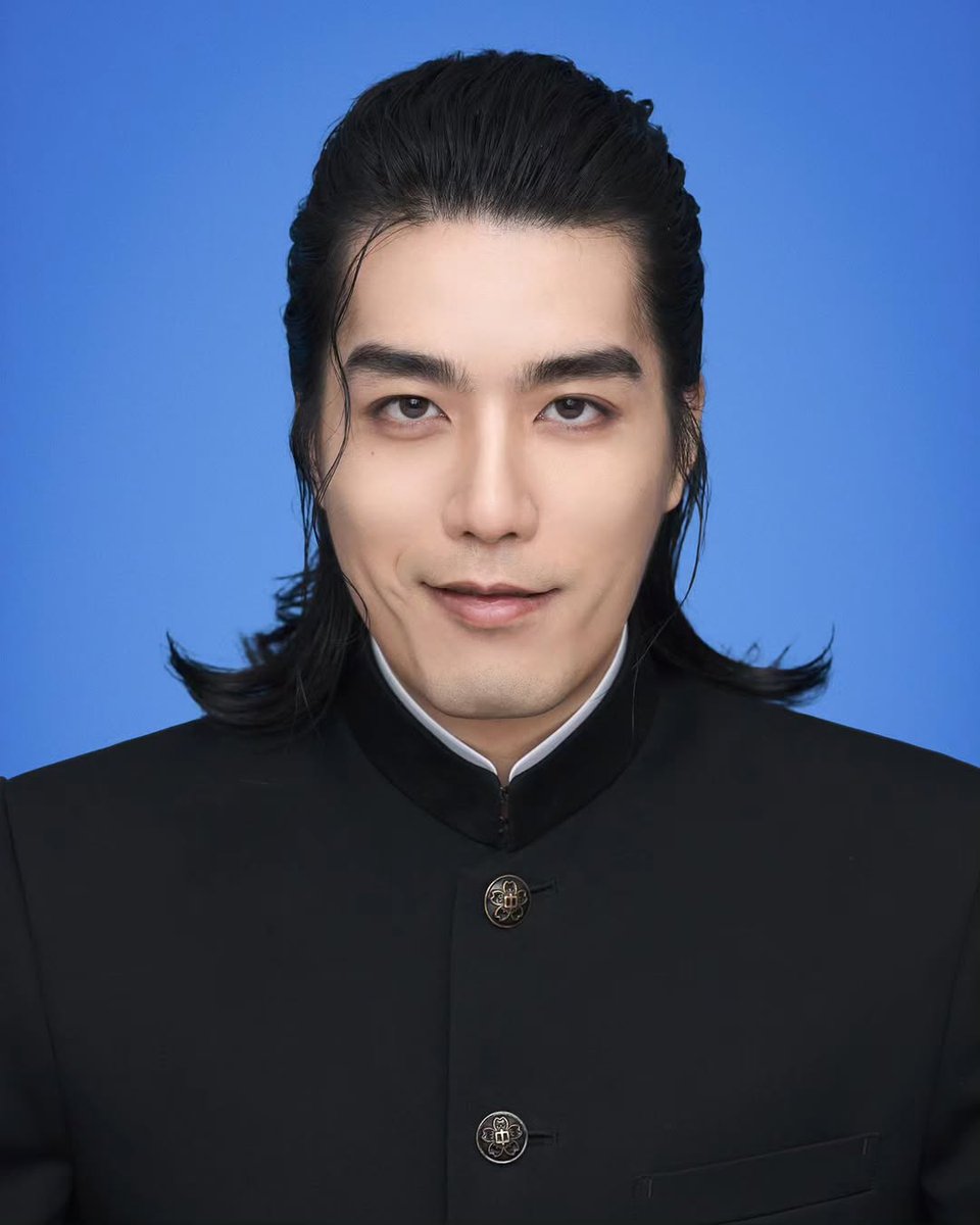 jaychang012oj4w's tweet photo. 我也收到了通知，準備入學🫡  📷 https://t.co/x6OfkWGIGn