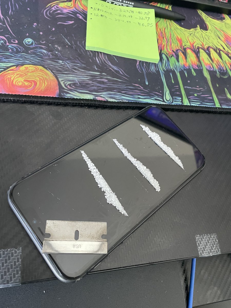 GeekBarLuvr2's tweet photo. #drugtwt big boy lines only (SFX all props elon gtfo) https://t.co/2eh00m4yy2