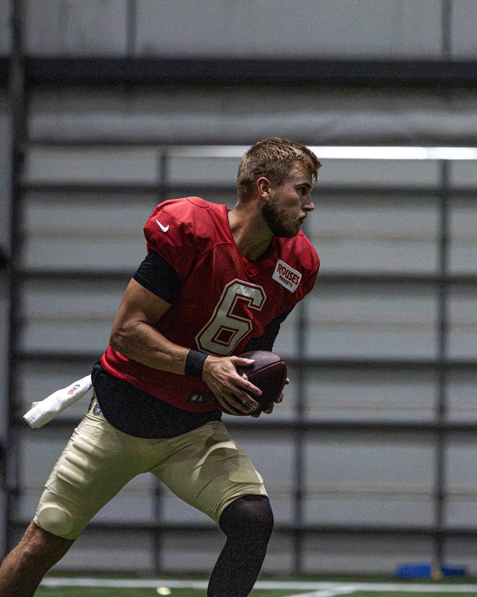 Saints's tweet photo. Your daily Tyler Shough photo https://t.co/CrV879Lbxz