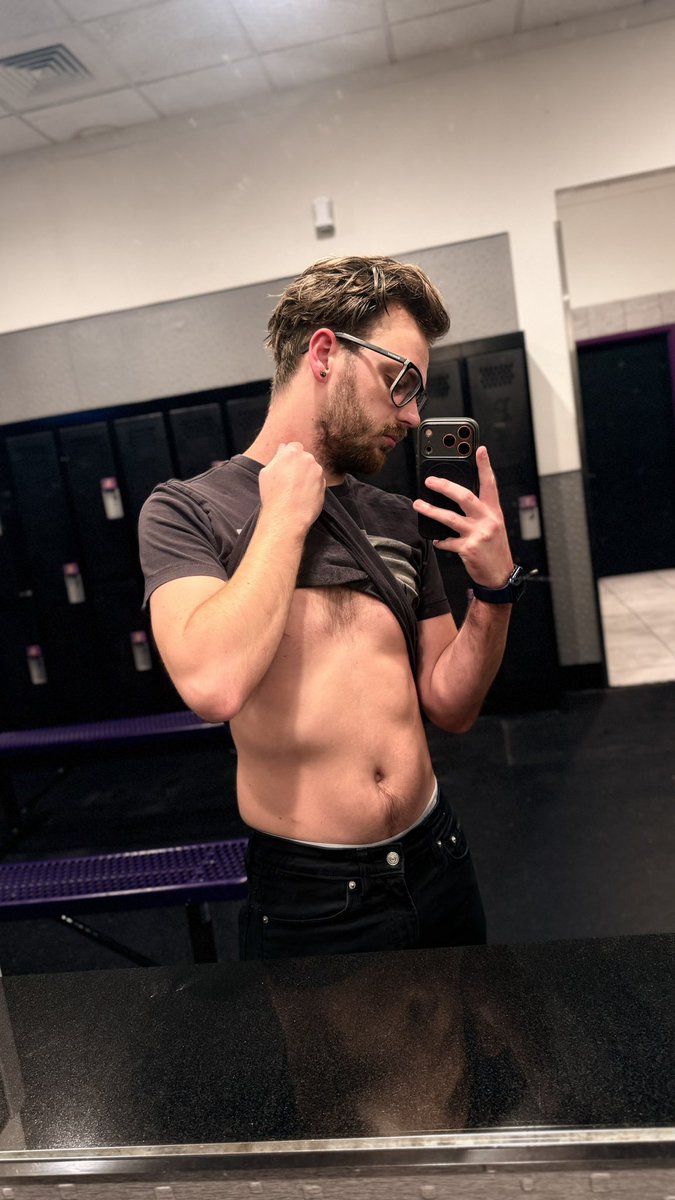 S1misterTv's tweet photo. After gym selfie! 

#gaytwt #mlm https://t.co/yb3dcQgYvM