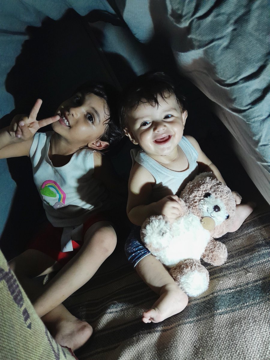 BAlnuaizi's tweet photo. Good evening ❤️
Please leave a sweet comment for my daughters, Banan and Sireen. ❤️🥹 Your presence and kind words mean so much to us. 🌷 https://t.co/MoDOq81v8J