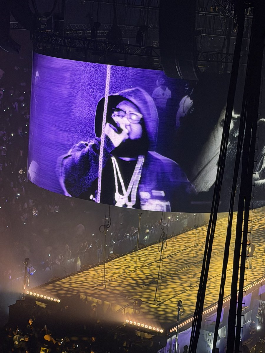 Therealdi1's tweet photo. #rodwaveconcert https://t.co/GccOaDOFB0