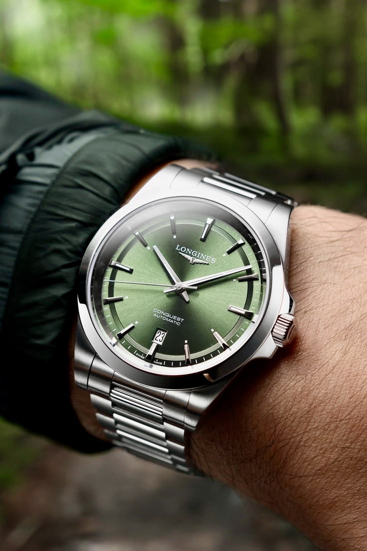 Prime_Asthetic's tweet photo. Longines — quiet luxury with a century of character. https://t.co/3KoPzerPyc