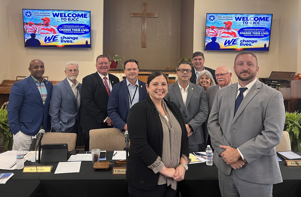 OklaDOC's tweet photo. 👏 Please join us in congratulating Ryan Graham on his confirmation as warden of Mack Alford CC and Kyla Canchola on her confirmation as warden of Enid CCC, Union City CCC and Clara Waters CCC!

The Board of Corrections unanimously confirmed both leaders during today’s meeting. https://t.co/FVB9rPfTEK