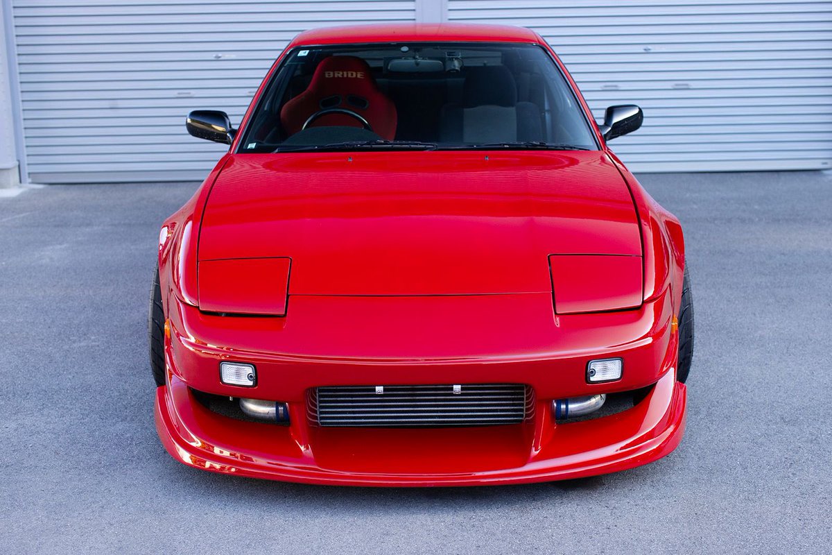 genoudou1993's tweet photo. 180SX 研磨＆簡易コーティング施工完了！】
鮮烈なレッドボディの180SXを施工させていただきました✨
赤特有の発色と深みを研磨で最大限引き出し、簡易コーティングでみずみずしいヌルツヤ感に！
リトラとワイドボディの造形美が際立つ極上の仕上がりです🔥
#180sx #ドリフト #コーティング https://t.co/TQJ0earsnu