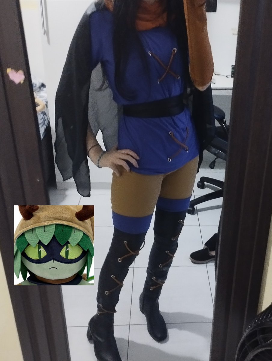 sunny_meel's tweet photo. Here's the outfit for my Huntress cosplay, I just need to finish the wig! And the mask. https://t.co/Kff7GePN2C