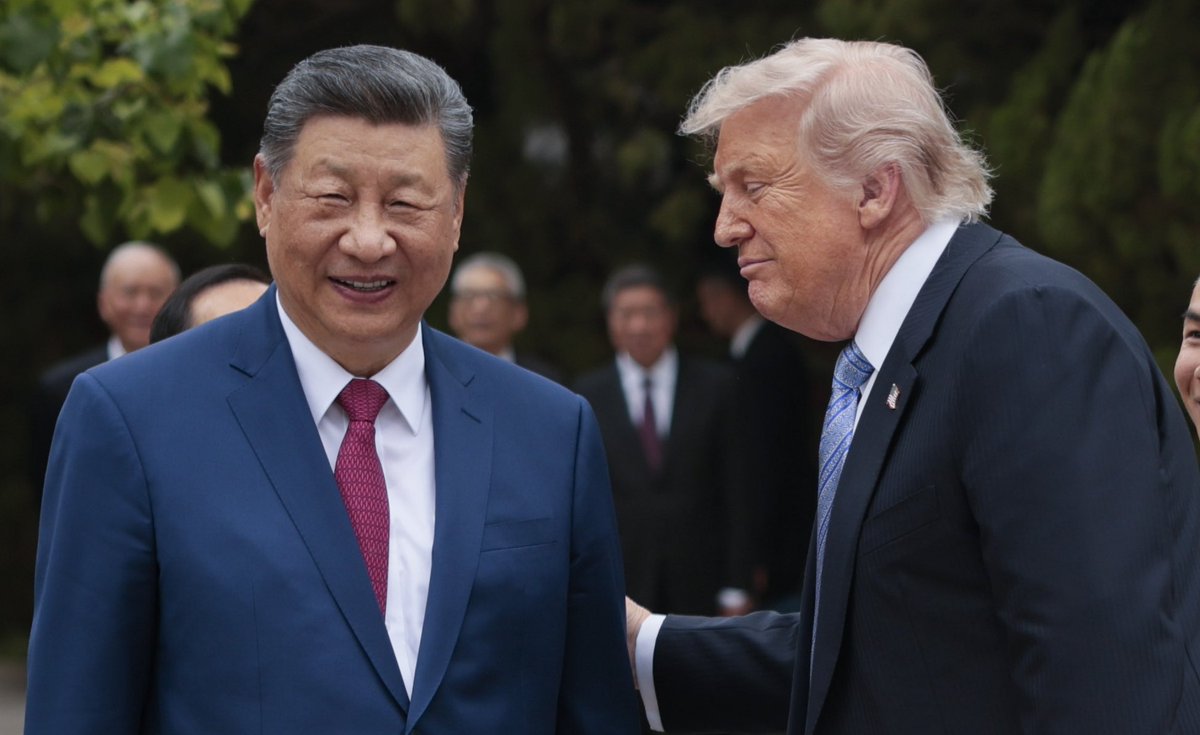 KlaxonWire's tweet photo. NEW: China seizes ‘potentially sensitive’ F-35 stealth jet parts diverted from Australia to Hong Kong en route to US https://t.co/yRidBTlktI