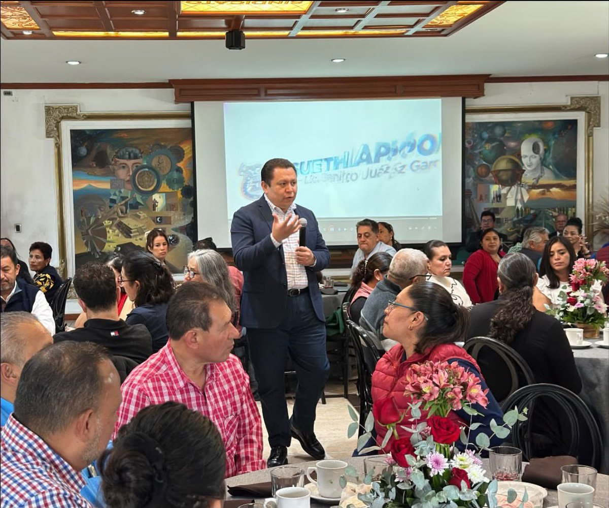 GonzaloJuarezM's tweet photo. Diario de reflexión. Día 266

El servicio a los demás es una convicción de mis compañeras y compañeros del DIF Municipal.

¡Qué gusto saludarlas y saludarlos!

¡Somos un gran Sindicato! https://t.co/uRgEsGjxTF
