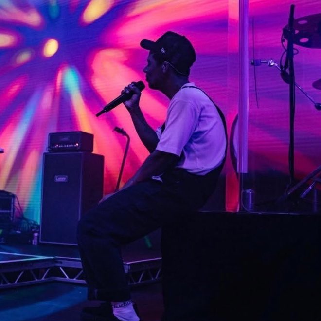 jacobrrarchive's tweet photo. raleigh ritchie you’re so loved https://t.co/QwMO6WMqrM