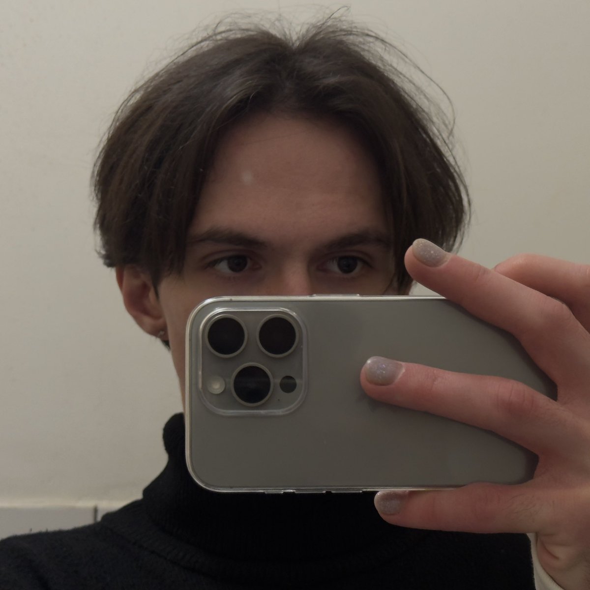 wenttosee's tweet photo. стріляю очима https://t.co/bkSVnf4b0T