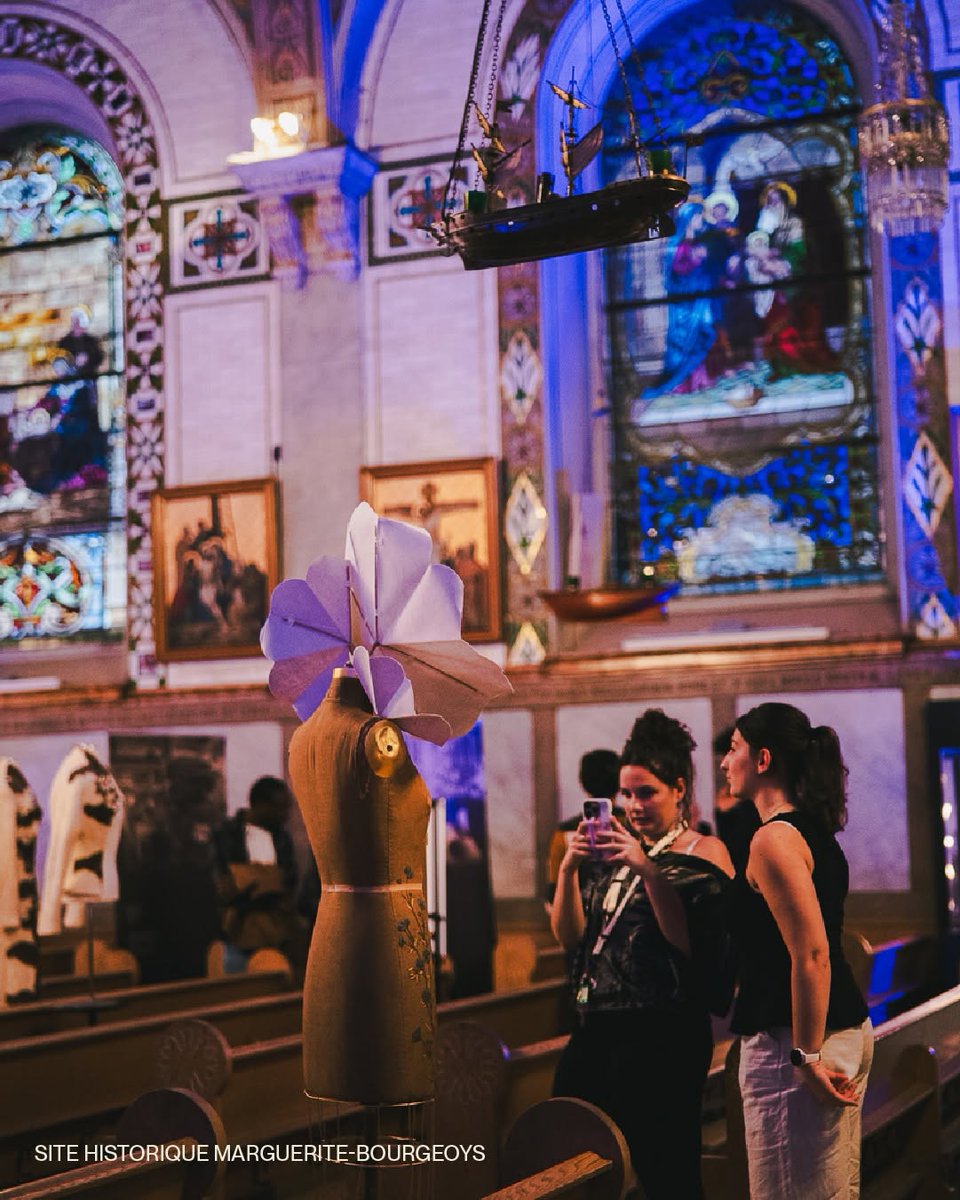 DLVisionMode's tweet photo. Présentation hier soir à la chapelle historique Notre-Dame-de-Bon-Secours lors de la Semaine Mode de Montréal @mmode de La fibre en mouvement. Immersion sensorielle au cœur du patrimoine textile.
#Fashion #Montreal #DLVisionMode  
Photos Click Studio MTL https://t.co/nuoy48mPwW
