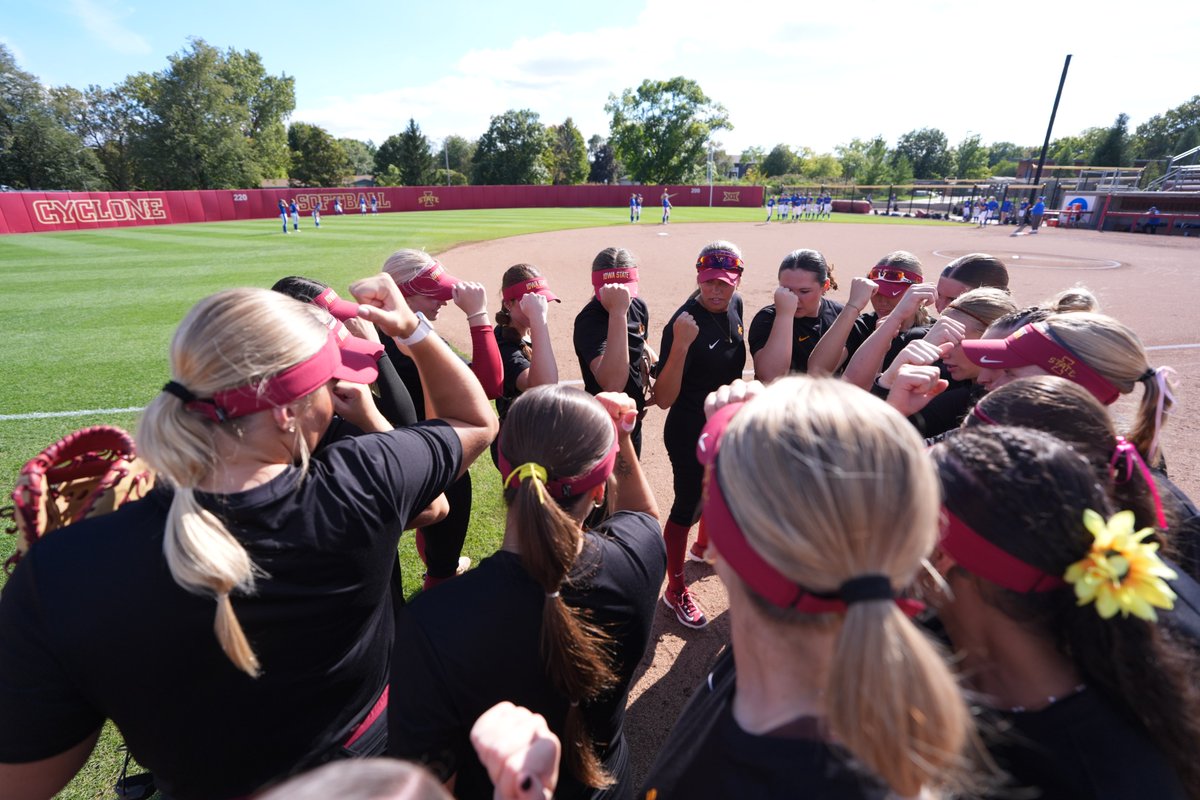 CycloneSB's tweet photo. Perfect Fall Ball Weather 🤩

🌪️🥎🌪️ https://t.co/8OPfDPN6G7